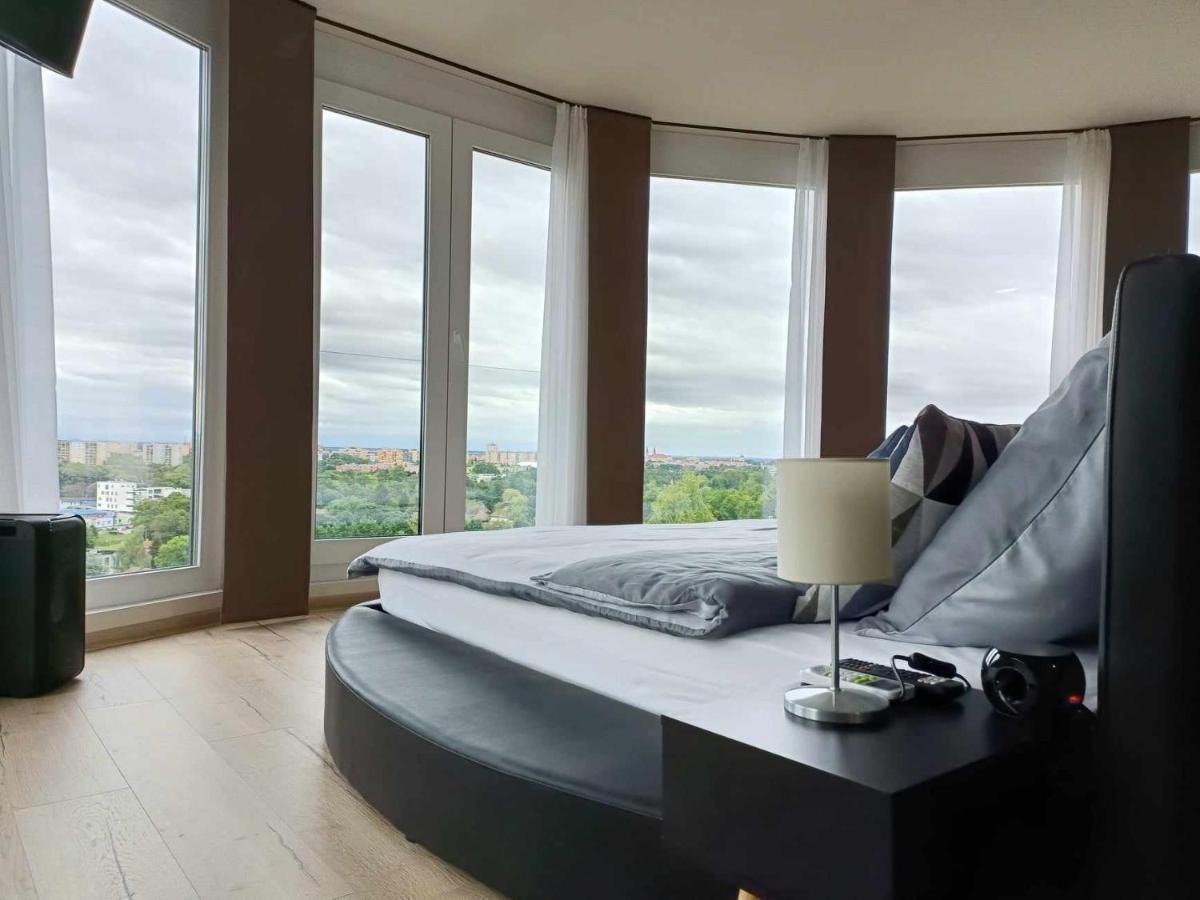 West Panorama Penthouse - Apartment With A Fantastic View Of The City Szombathely Exterior photo
